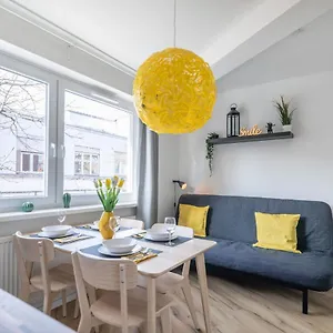 2-schulterblatt-apartments-hamburg-for-6.hamburg-hotels-de.com/